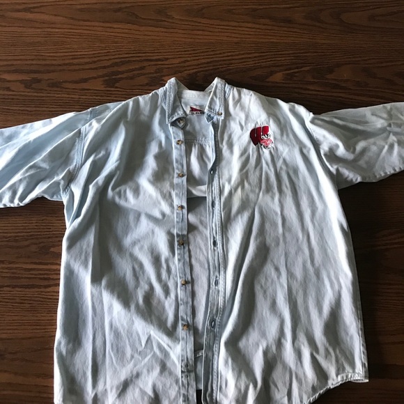 Wisconsin Badgers Denim Shirt - Picture 1 of 4